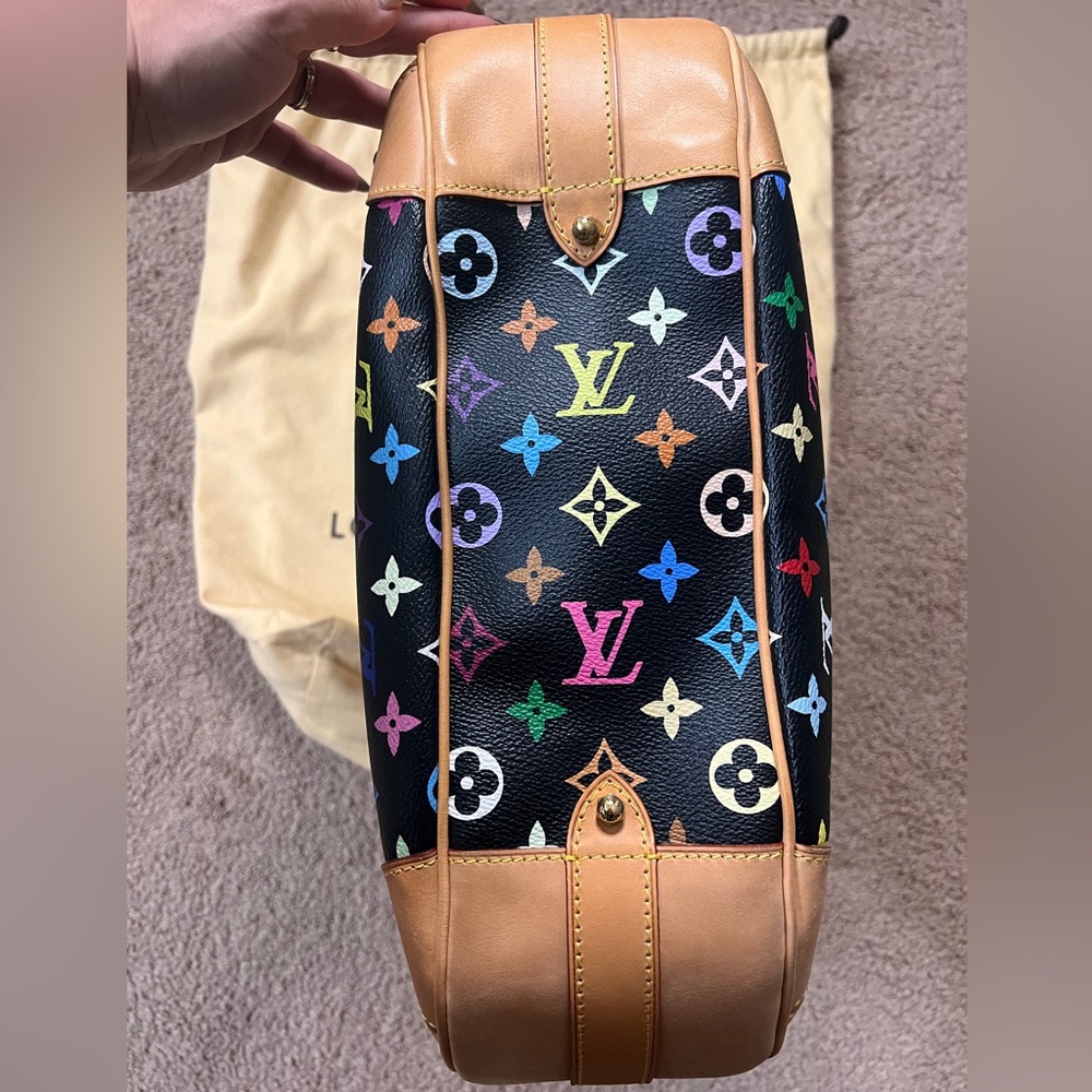 Louis Vuitton X Takashi Murakami Monogram Multicolor Greta Limited Edition bag. - Picture 5 of 12